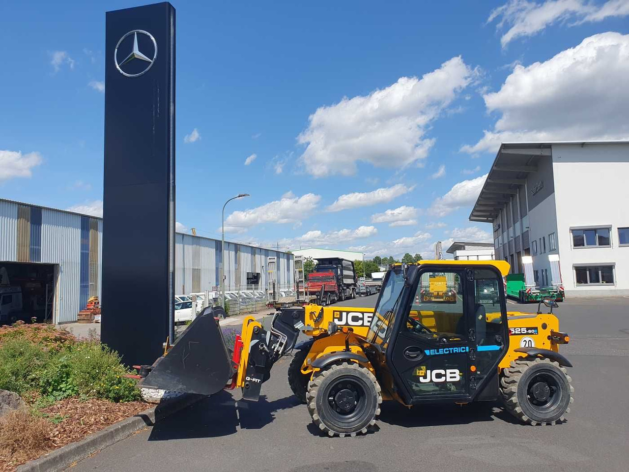 JCB 525-60E / Elektro / 2022 / nur 176h / Gabel - Xe nhấc hình viễn vọng kính: hình 1 JCB 525-60E / Elektro / 2022 / nur 176h / Gabel - Xe nhấc hình viễn vọng kính: hình 1