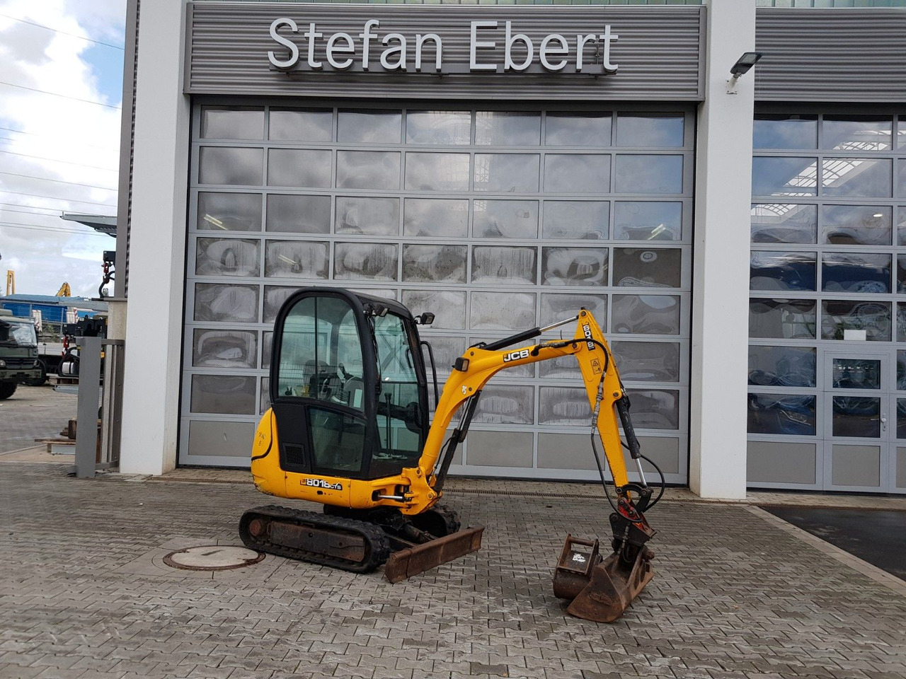 JCB 8018 / 3.420h / hydrl. Grabenräumer / Tieflöffel - Máy xúc mini: hình 1 JCB 8018 / 3.420h / hydrl. Grabenräumer / Tieflöffel - Máy xúc mini: hình 1