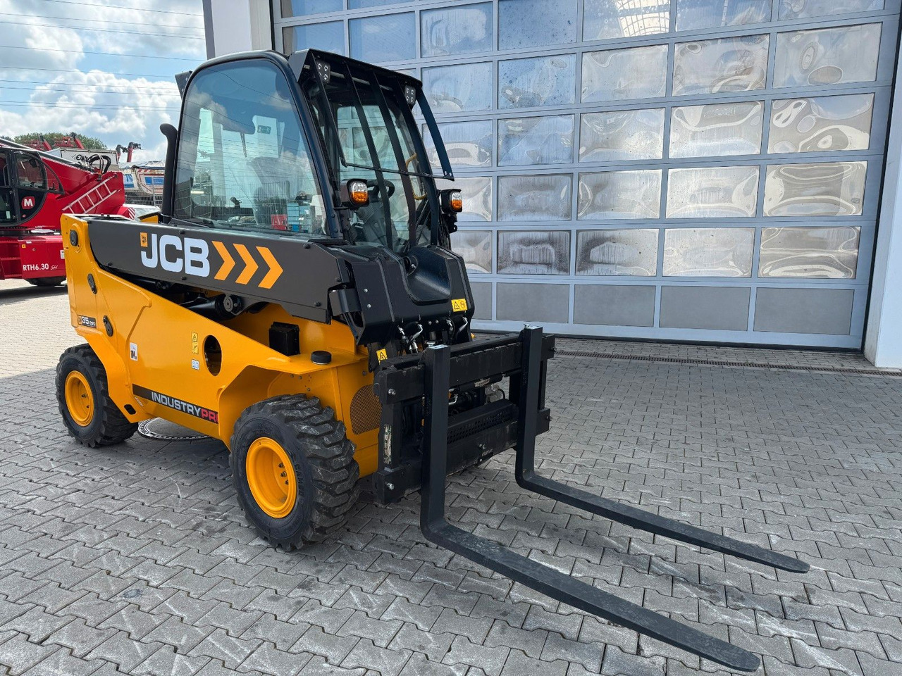 JCB TLT 35-26D 4WD Teletruck / NEU 2025 / SS - Xe nhấc hình viễn vọng kính: hình 2 JCB TLT 35-26D 4WD Teletruck / NEU 2025 / SS - Xe nhấc hình viễn vọng kính: hình 2