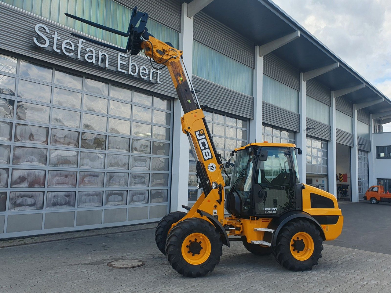 JCB TM 220 SV C / Neufahrzeug / Teleskop / Gabel - Máy xúc lật bánh lốp: hình 1 JCB TM 220 SV C / Neufahrzeug / Teleskop / Gabel - Máy xúc lật bánh lốp: hình 1