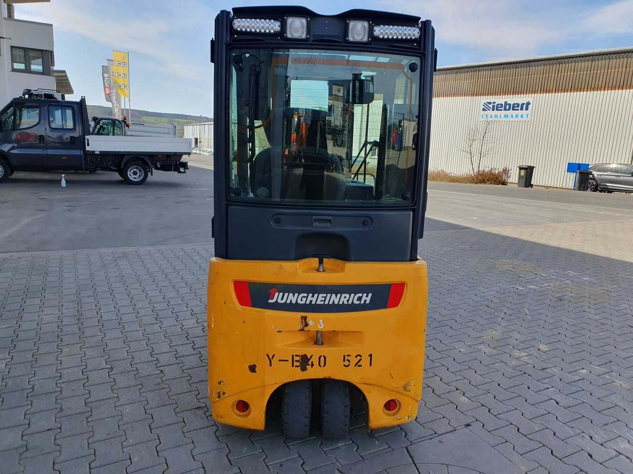 Jungheinrich EFG 215 / Triplex: 4.35m! / SS / nur 2.054h! - Xe nâng điện: hình 5 Jungheinrich EFG 215 / Triplex: 4.35m! / SS / nur 2.054h! - Xe nâng điện: hình 5