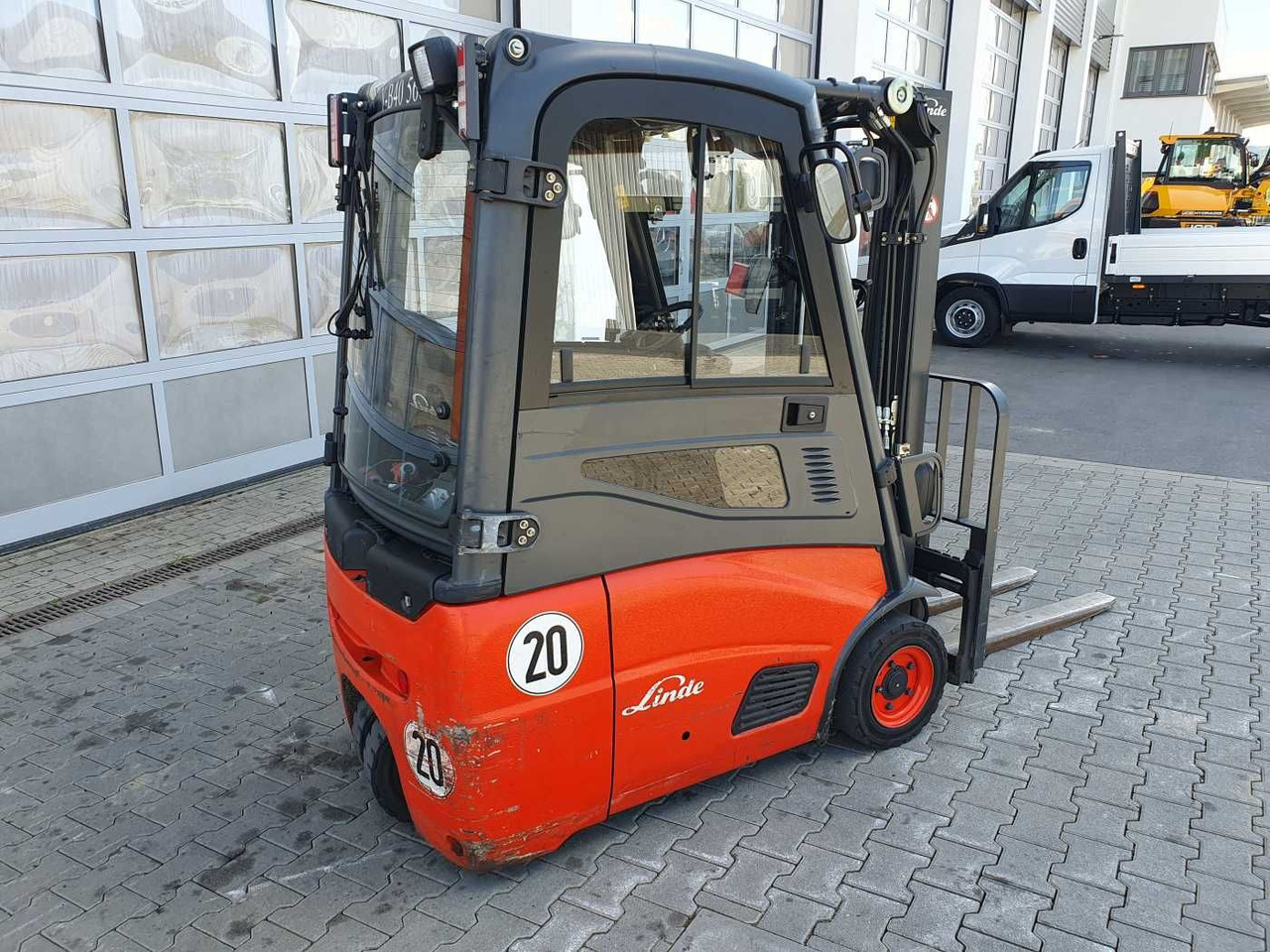 Linde E14 - 01 / Triplex: 4.00m! / SS / nur 3.405h! - Xe nâng điện: hình 4 Linde E14 - 01 / Triplex: 4.00m! / SS / nur 3.405h! - Xe nâng điện: hình 4