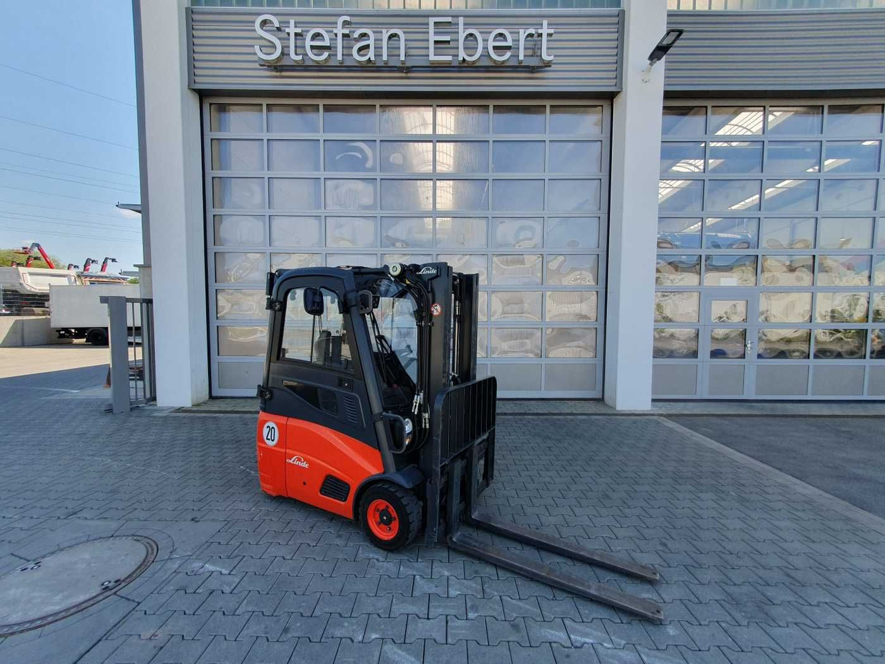 Linde E14 - 01 / Triplex: 4.10m! / SS / nur 1.003h! - Xe nâng điện: hình 1 Linde E14 - 01 / Triplex: 4.10m! / SS / nur 1.003h! - Xe nâng điện: hình 1