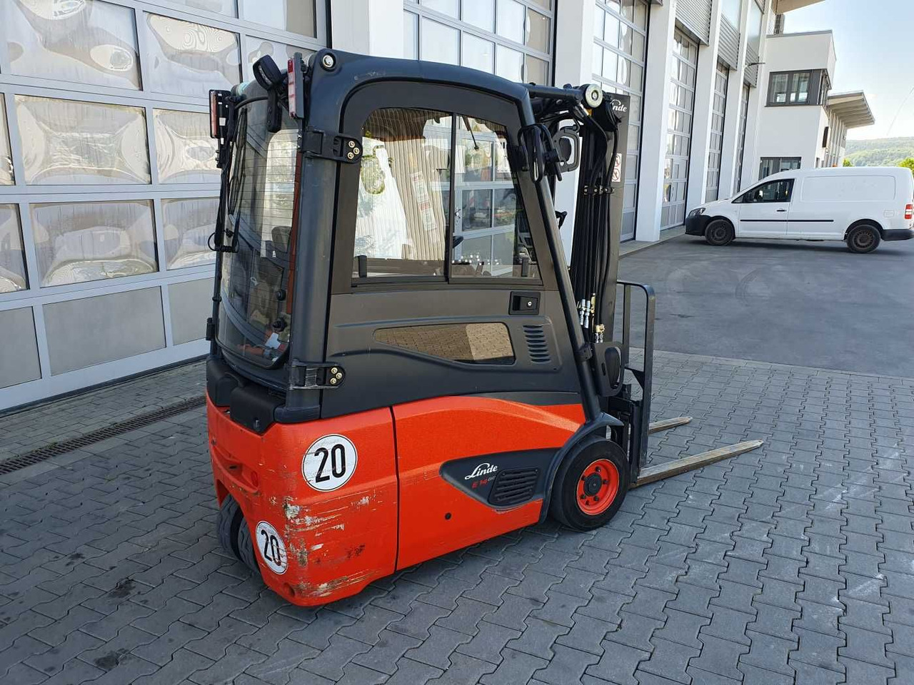 Linde E14 - 01 / Triplex: 4.10m! / SS / nur 2.899h! - Xe nâng điện: hình 3 Linde E14 - 01 / Triplex: 4.10m! / SS / nur 2.899h! - Xe nâng điện: hình 3