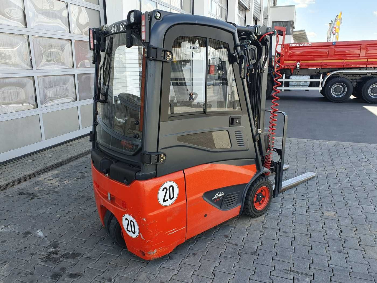Linde E14 - 02 / Triplex: 4.00m! / SS / 855h! / 2021 - Xe nâng điện: hình 3 Linde E14 - 02 / Triplex: 4.00m! / SS / 855h! / 2021 - Xe nâng điện: hình 3