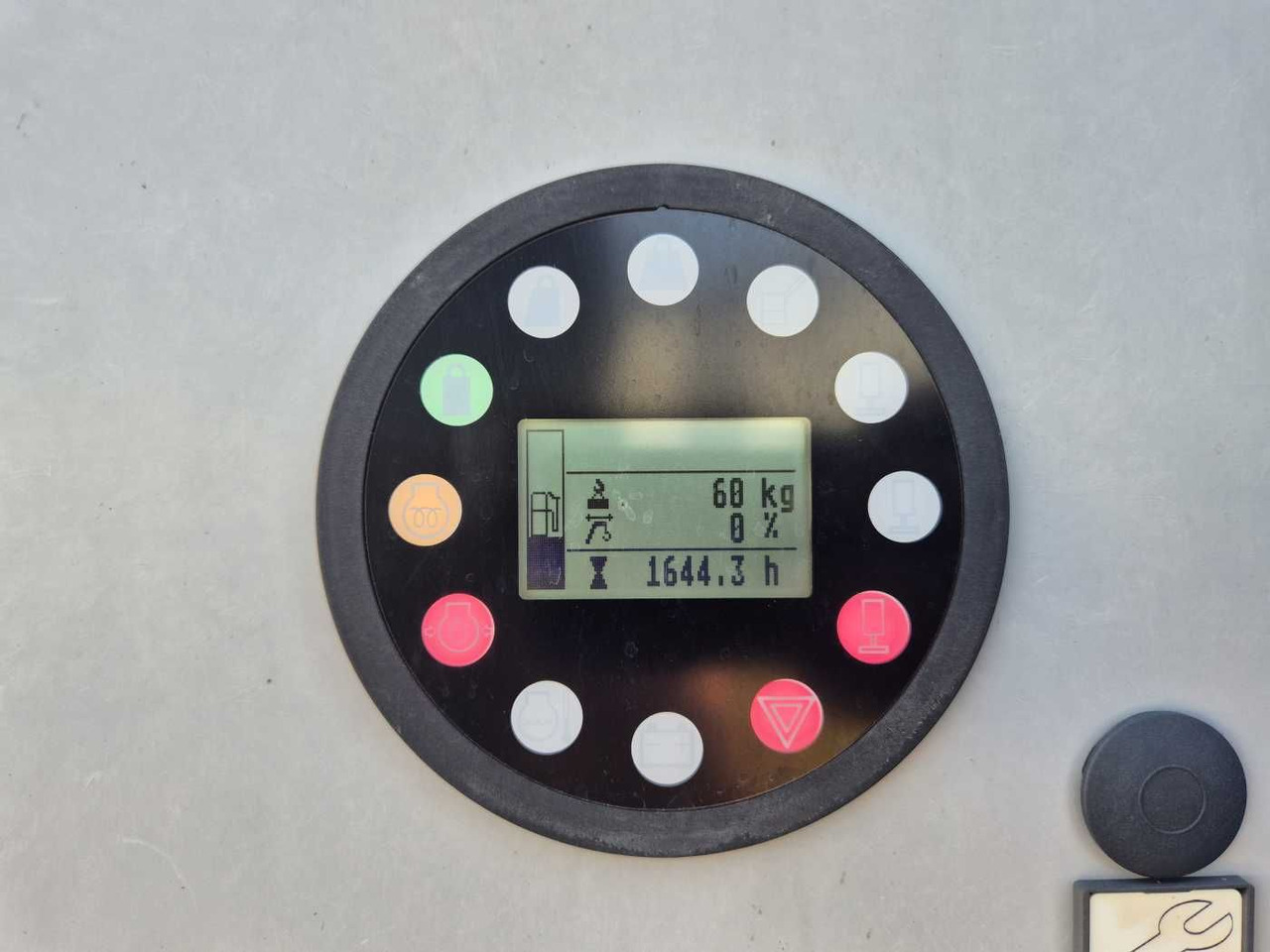 Xe cẩu tự hành MAN TGL 8.150 Dachdeckerkran Klaas K25-30 TSP Funk: hình 11 Xe cẩu tự hành MAN TGL 8.150 Dachdeckerkran Klaas K25-30 TSP Funk: hình 11