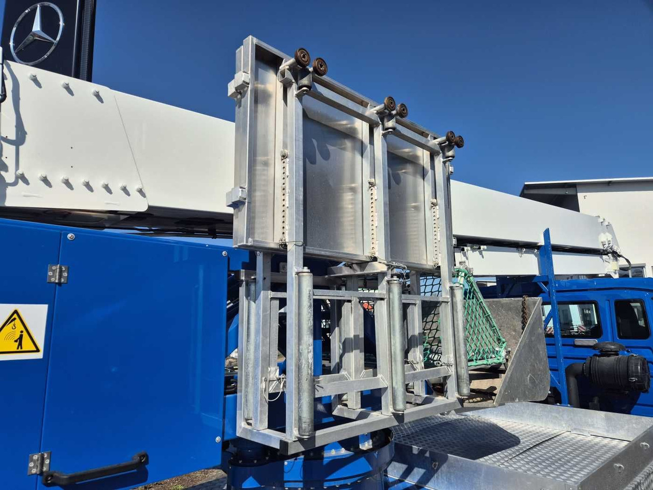 Xe cẩu tự hành MAN TGL 8.150 Dachdeckerkran Klaas K25-30 TSP Funk: hình 14 Xe cẩu tự hành MAN TGL 8.150 Dachdeckerkran Klaas K25-30 TSP Funk: hình 14