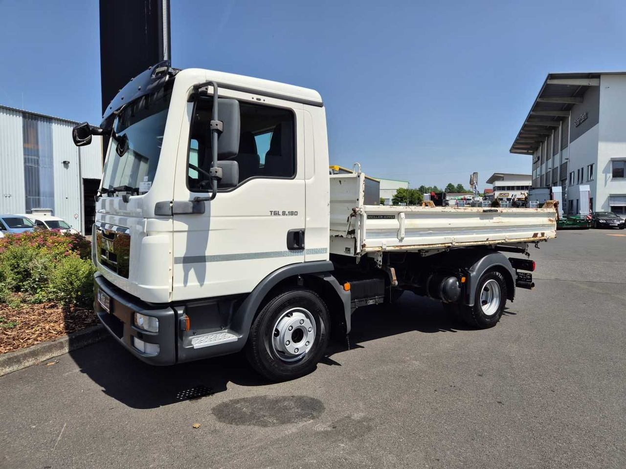 MAN TGL 8.180 4x2 BB Meiller Kipper 2x AHK 3 Sitze - Xe ben nhỏ: hình 4 MAN TGL 8.180 4x2 BB Meiller Kipper 2x AHK 3 Sitze - Xe ben nhỏ: hình 4