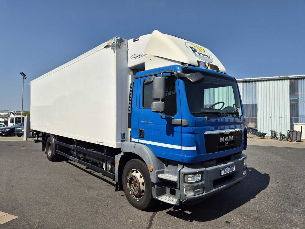 MAN TGM 18.290 4x2 LL Carrier Supra 950Mt LBW MAN TGM 18.290 4x2 LL Carrier Supra 950Mt LBW - Xe tải đông lạnh: hình 2 MAN TGM 18.290 4x2 LL Carrier Supra 950Mt LBW MAN TGM 18.290 4x2 LL Carrier Supra 950Mt LBW - Xe tải đông lạnh: hình 2