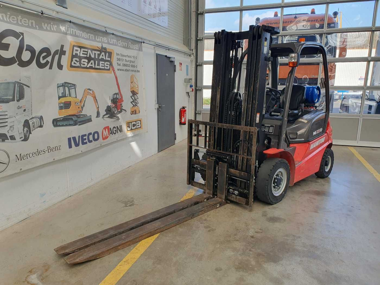 Manitou MI 25 G / Triplex: 4.70m / nur 1.976h! / SS - Xe nâng: hình 4 Manitou MI 25 G / Triplex: 4.70m / nur 1.976h! / SS - Xe nâng: hình 4