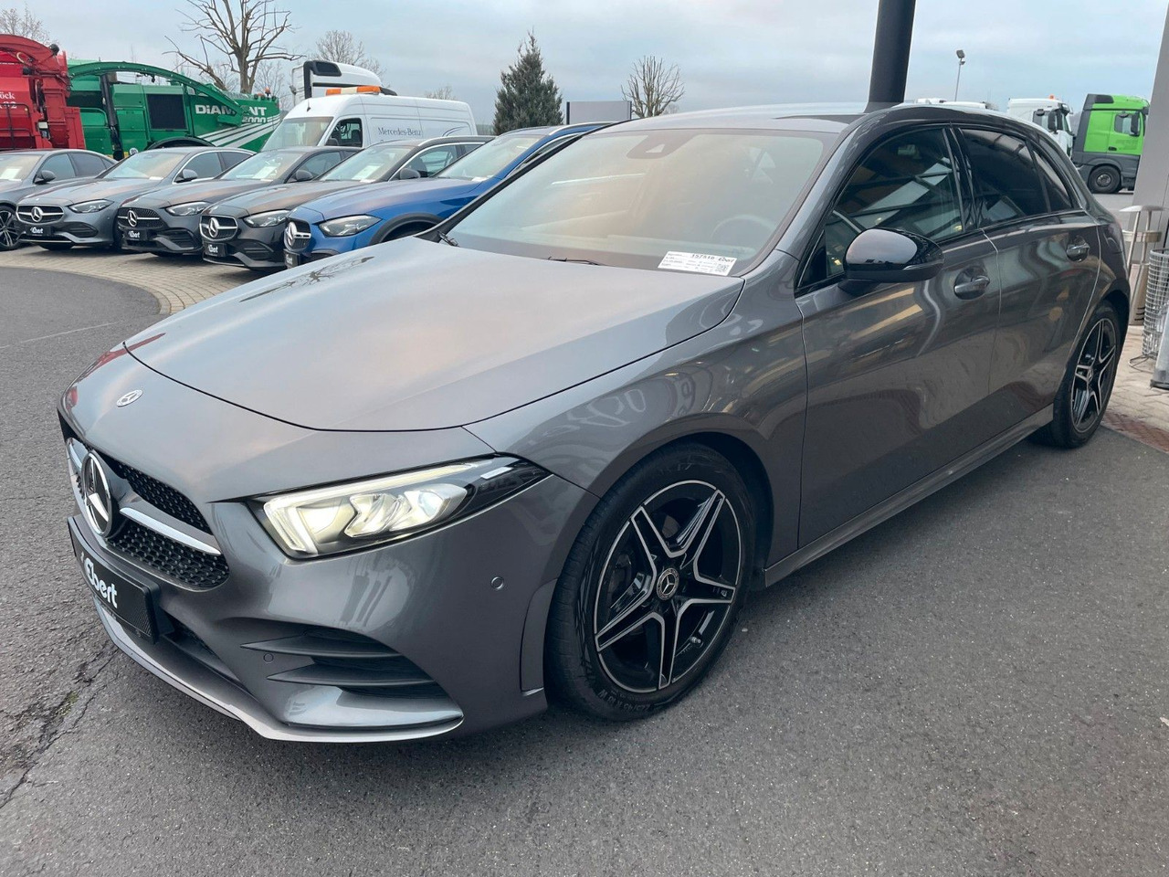 Mercedes-Benz A 180 AMG+LED+IHC+RFK+TotWinkel+SFIntegration - Xe hơi: hình 2 Mercedes-Benz A 180 AMG+LED+IHC+RFK+TotWinkel+SFIntegration - Xe hơi: hình 2