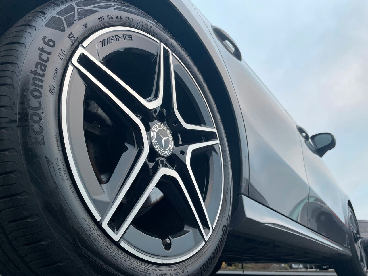 Mercedes-Benz A 180 AMG+LED+IHC+RFK+TotWinkel+SFIntegration - Xe hơi: hình 5 Mercedes-Benz A 180 AMG+LED+IHC+RFK+TotWinkel+SFIntegration - Xe hơi: hình 5