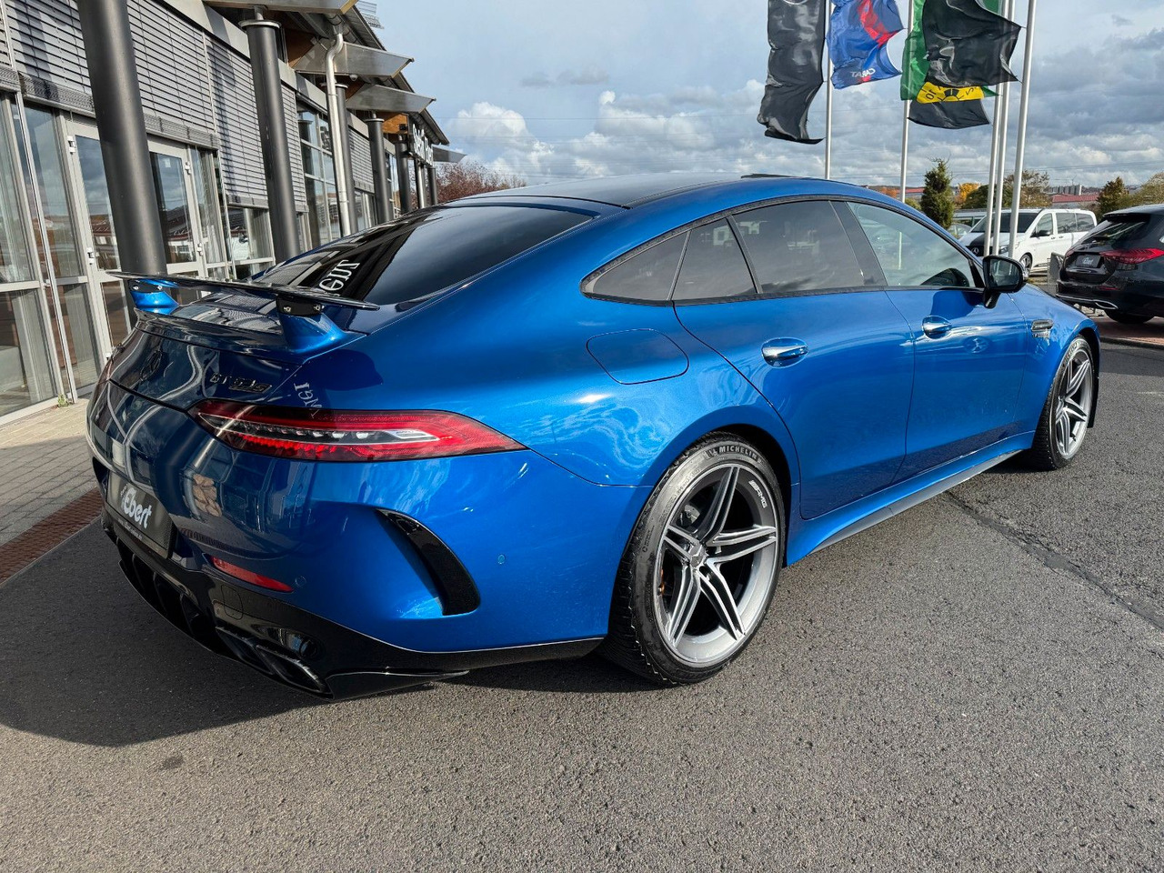 Mercedes-Benz AMG GT 63 S Keramik+AirM+Burm+Distr+SitzKlima - Xe coupe: hình 4 Mercedes-Benz AMG GT 63 S Keramik+AirM+Burm+Distr+SitzKlima - Xe coupe: hình 4