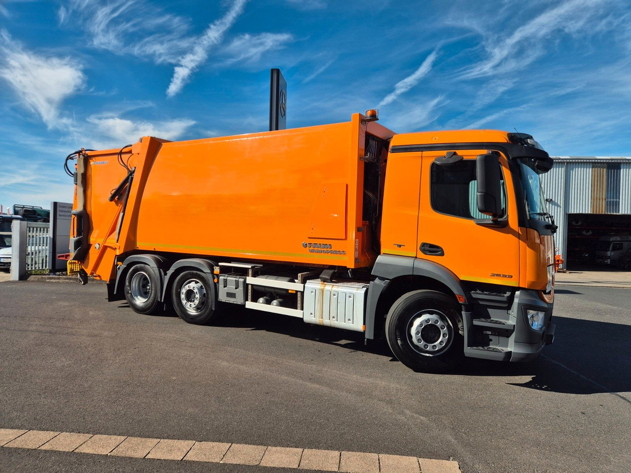 Mercedes-Benz Actros 2533 L Faun Variopress II524 V19 Zoeller - Xe tải chở rác: hình 5 Mercedes-Benz Actros 2533 L Faun Variopress II524 V19 Zoeller - Xe tải chở rác: hình 5