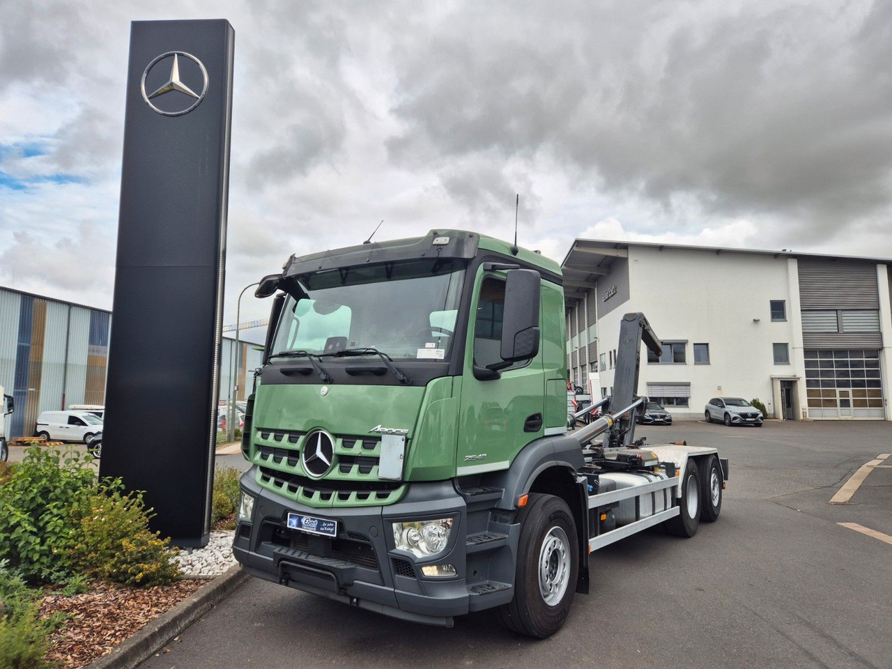 Mercedes-Benz Arocs 2643 L 6x2-4 Meiller RS 21.65 Funk AHK - Xe tải nâng móc: hình 3 Mercedes-Benz Arocs 2643 L 6x2-4 Meiller RS 21.65 Funk AHK - Xe tải nâng móc: hình 3