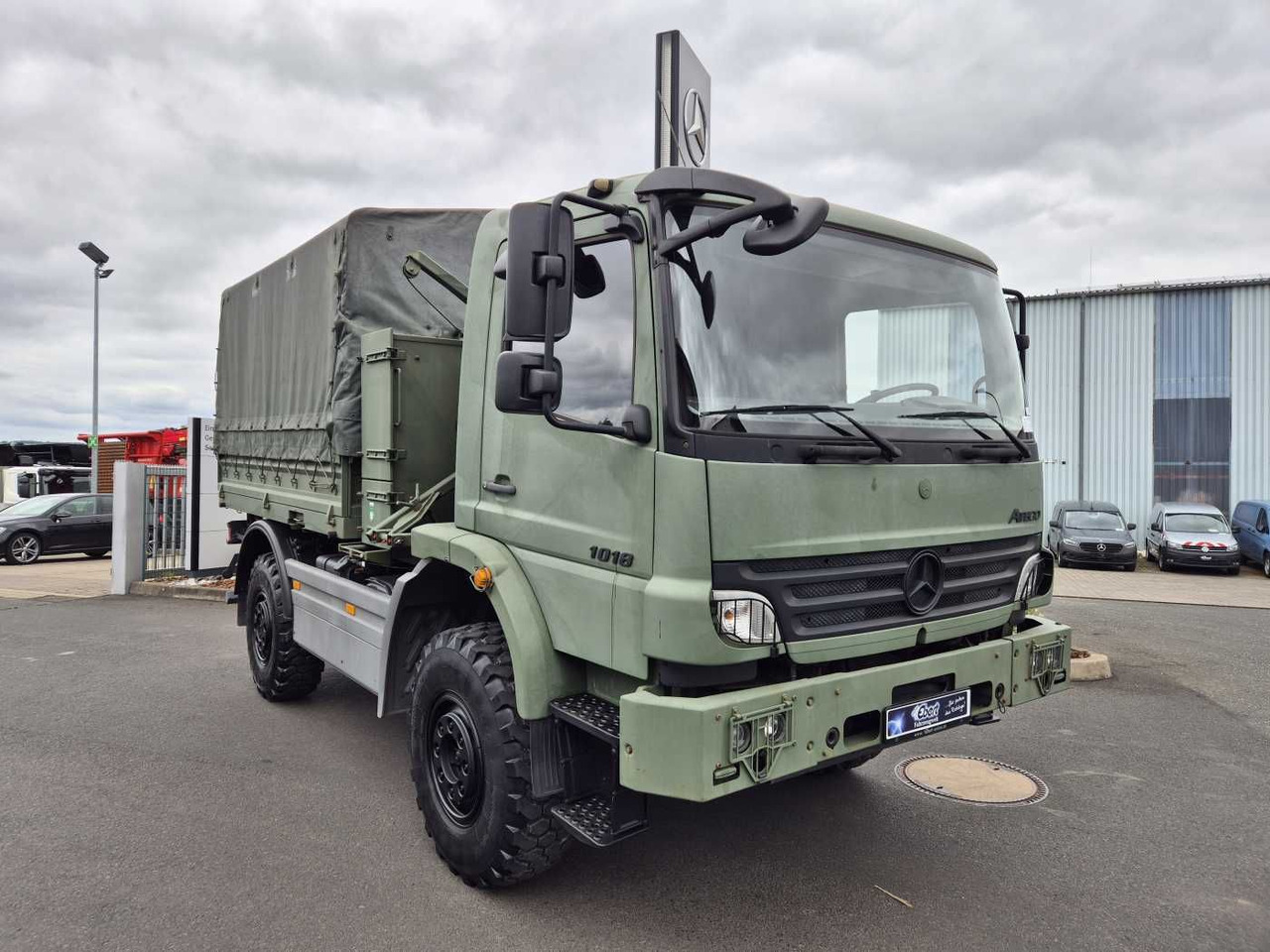 Mercedes-Benz Atego 1018 A 4x4 Singlebereifung 6 Stück vorh. - Xe tải thùng lửng/ Phẳng: hình 3 Mercedes-Benz Atego 1018 A 4x4 Singlebereifung 6 Stück vorh. - Xe tải thùng lửng/ Phẳng: hình 3