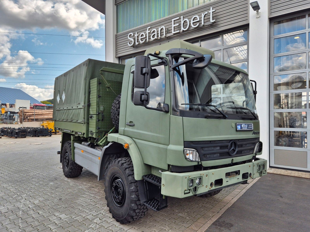 Mercedes-Benz Atego 1018 A 4x4 Singlebereifung 7 Stück vorh. - Xe tải thùng mui bạt: hình 3 Mercedes-Benz Atego 1018 A 4x4 Singlebereifung 7 Stück vorh. - Xe tải thùng mui bạt: hình 3