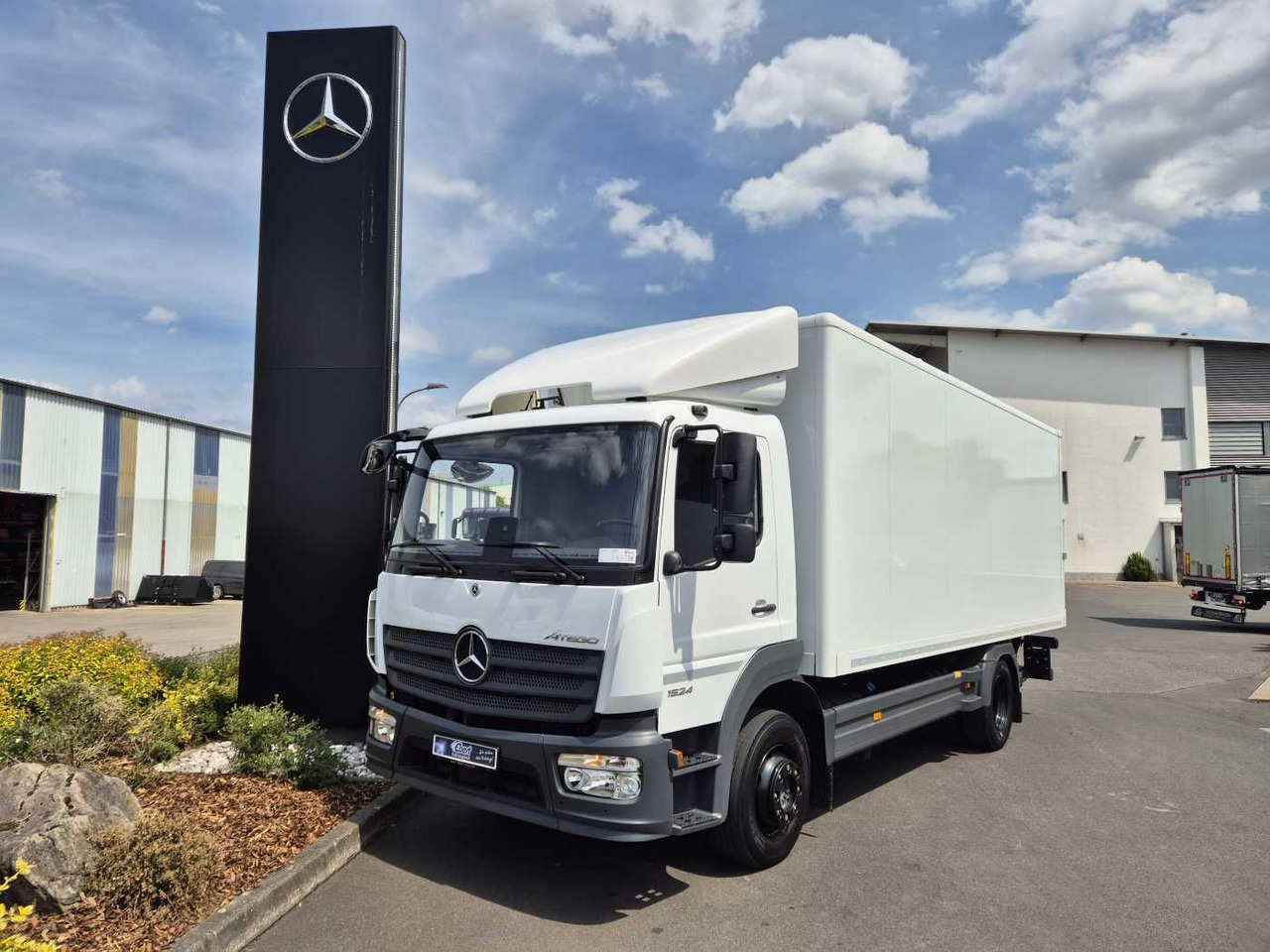 Mercedes-Benz Atego 1524 L LBW 1.500kg Standheizung Klima - Xe tải hộp: hình 1 Mercedes-Benz Atego 1524 L LBW 1.500kg Standheizung Klima - Xe tải hộp: hình 1