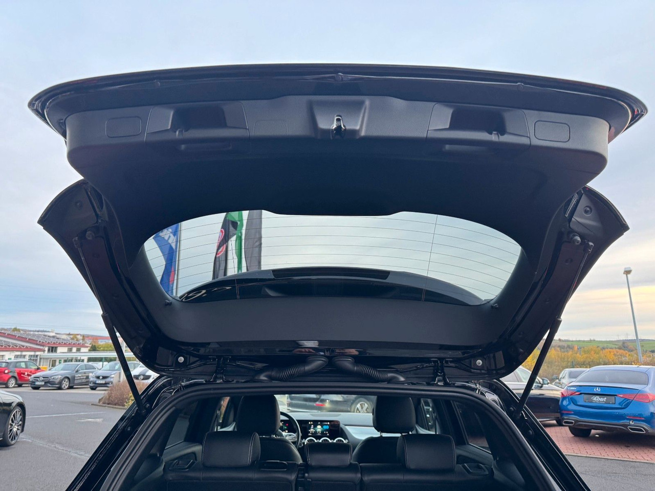 Cho thuê  Mercedes-Benz B 250e Edition2020+AMG+Ambiente+Night+LED Mercedes-Benz B 250e Edition2020+AMG+Ambiente+Night+LED: hình 9