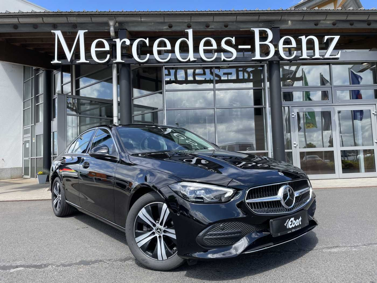 Mercedes-Benz C 180 9G Avantgarde Memory+Distr+ 360°+Keyless+L - Sedan: hình 1 Mercedes-Benz C 180 9G Avantgarde Memory+Distr+ 360°+Keyless+L - Sedan: hình 1
