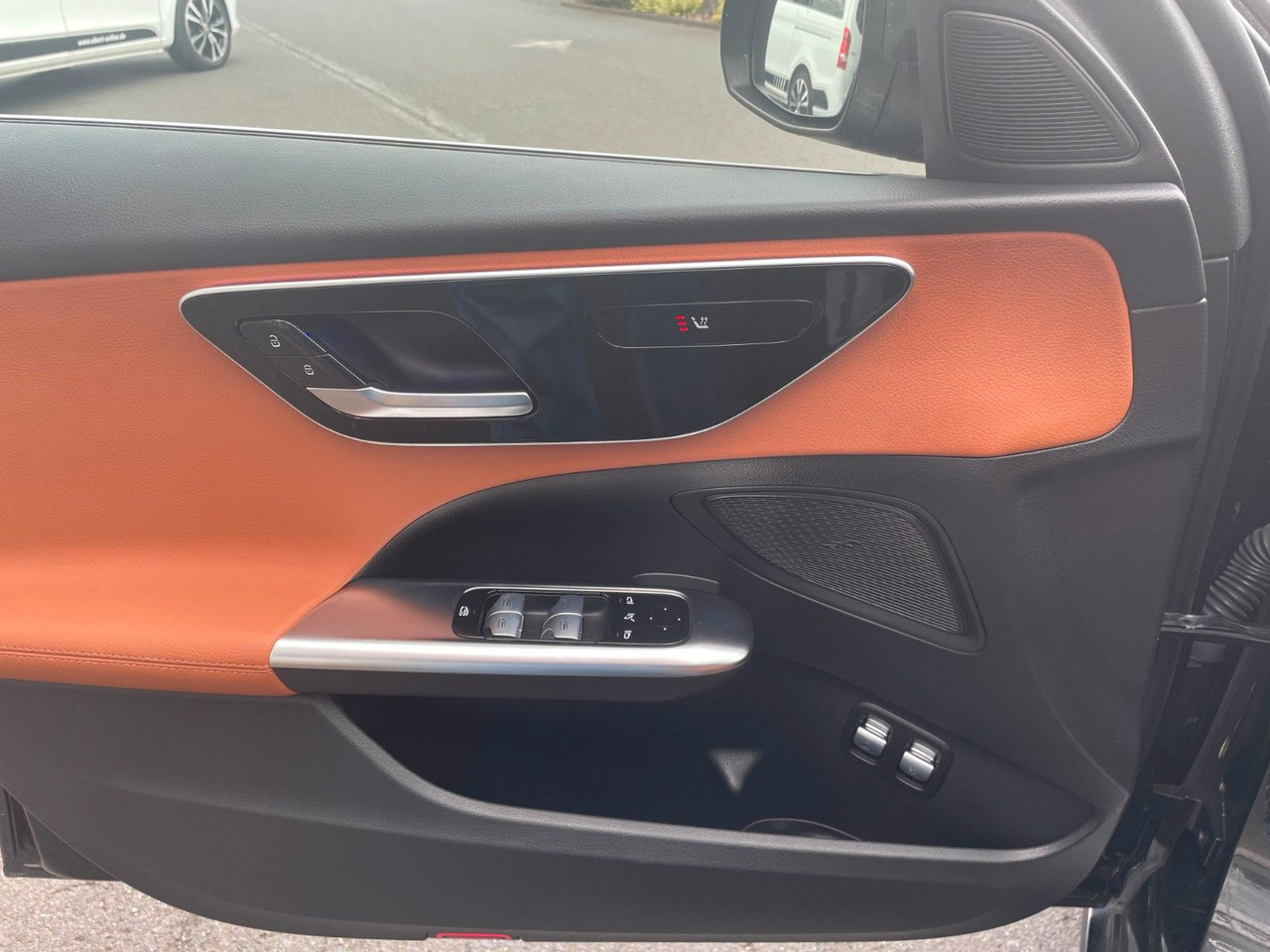 Xe wagon Mercedes-Benz C 300 e T AVANTGARDE R-Kamera+TOTW+Carplay: hình 11