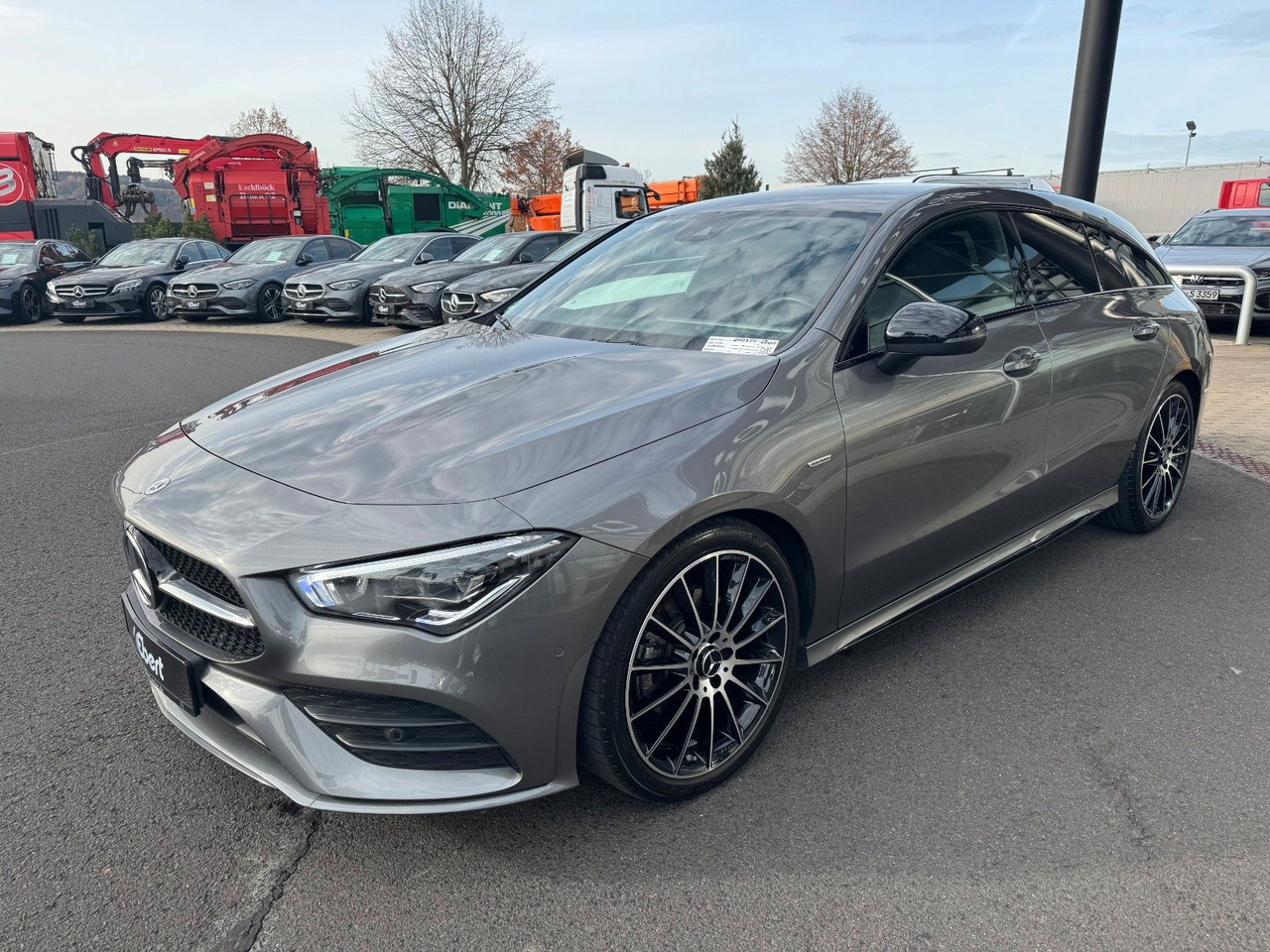 Mercedes-Benz CLA 200d SB Edition+AMG+AHK+MultiBeam+Ambiente - Xe wagon: hình 2 Mercedes-Benz CLA 200d SB Edition+AMG+AHK+MultiBeam+Ambiente - Xe wagon: hình 2