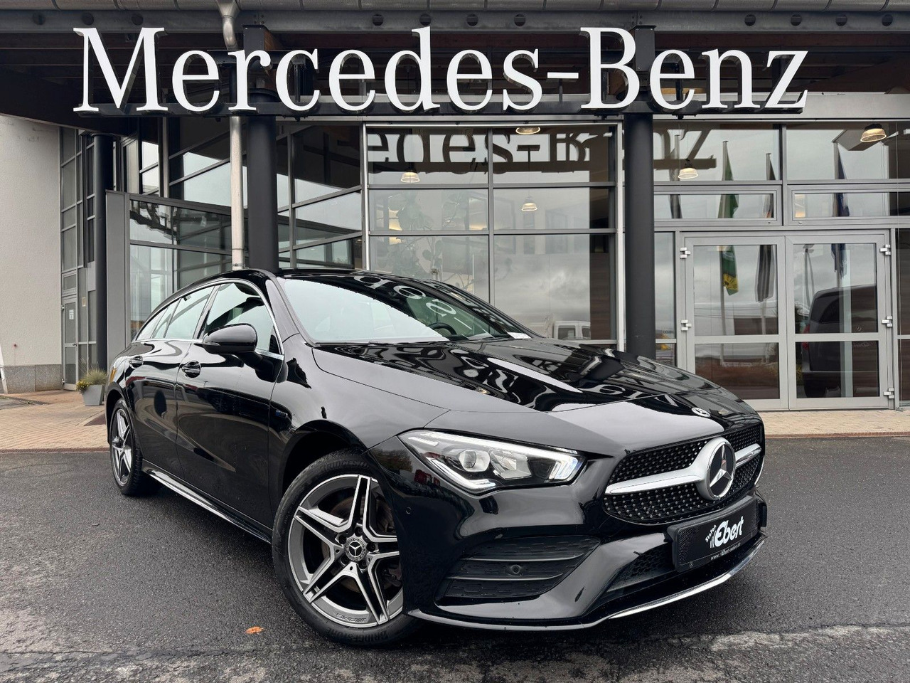 Mercedes-Benz CLA 250e Shooting Brake AMG+RFK+Ambiente+Augment - Xe wagon: hình 1 Mercedes-Benz CLA 250e Shooting Brake AMG+RFK+Ambiente+Augment - Xe wagon: hình 1