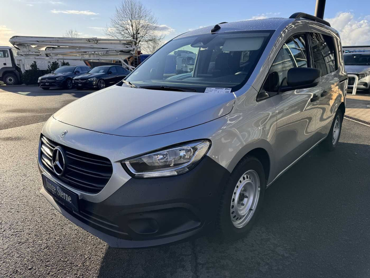 Mercedes-Benz Citan 110 CDI Tourer Klima AHK Kamera MBUX Tempo - Xe hơi: hình 3 Mercedes-Benz Citan 110 CDI Tourer Klima AHK Kamera MBUX Tempo - Xe hơi: hình 3
