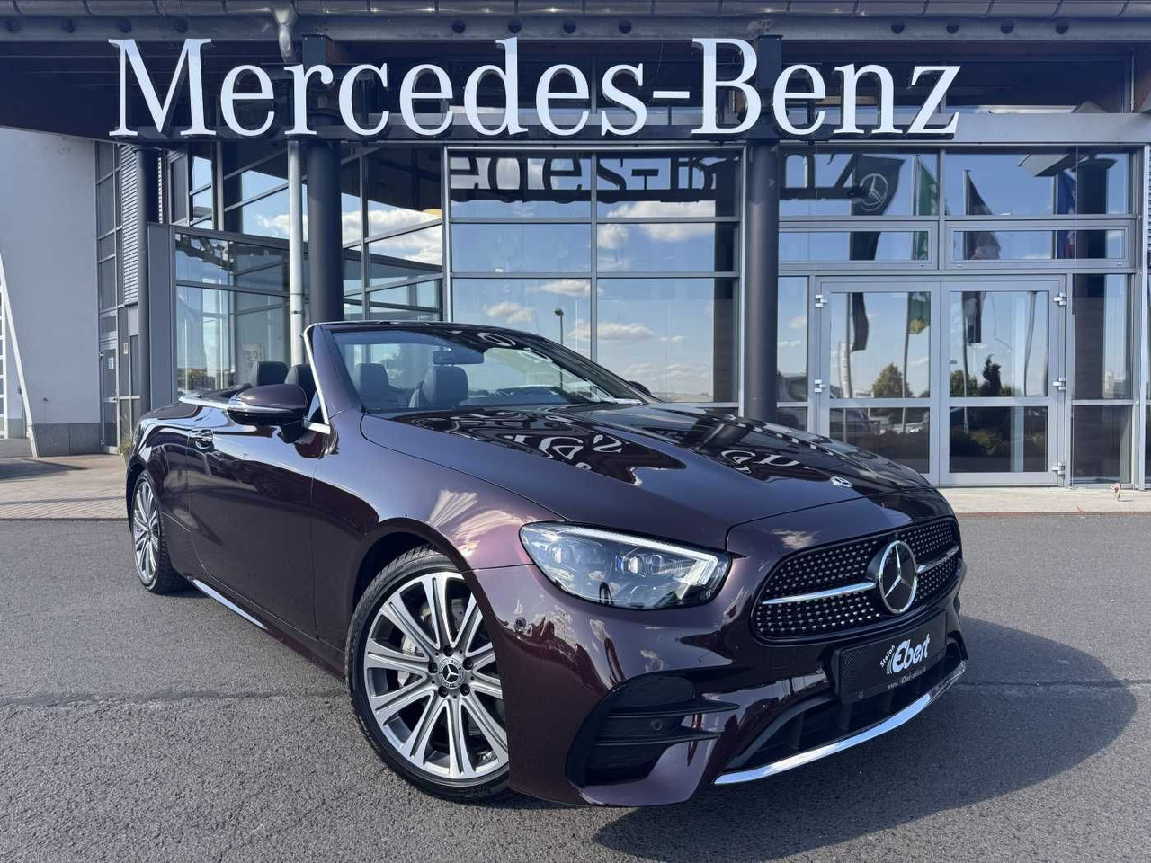 Mercedes-Benz E 400d Cabrio VOLL+AMG+Massage+Distr+Burm - Xe hơi: hình 1 Mercedes-Benz E 400d Cabrio VOLL+AMG+Massage+Distr+Burm - Xe hơi: hình 1