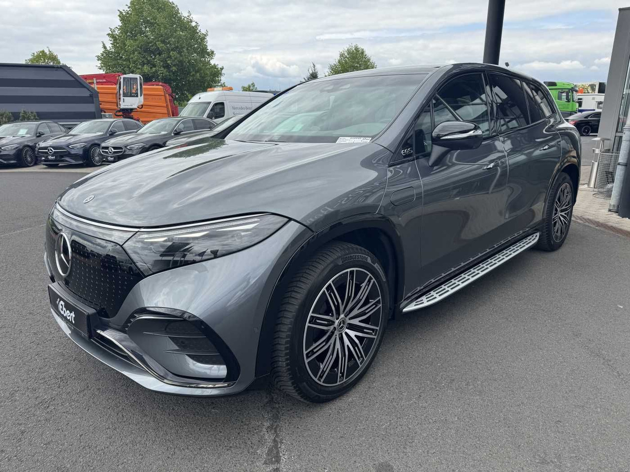 Mercedes-Benz EQS SUV 450 4M AMG+Pano+Distr+Offroad+HUD+360 - SUV: hình 2 Mercedes-Benz EQS SUV 450 4M AMG+Pano+Distr+Offroad+HUD+360 - SUV: hình 2