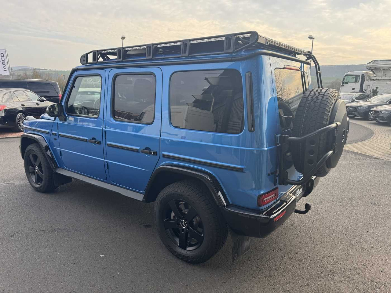 Mercedes-Benz G 500 PROFESSIONAL+DACH+BURM3D+AHK +StHz+360°+Sp - SUV: hình 3 Mercedes-Benz G 500 PROFESSIONAL+DACH+BURM3D+AHK +StHz+360°+Sp - SUV: hình 3