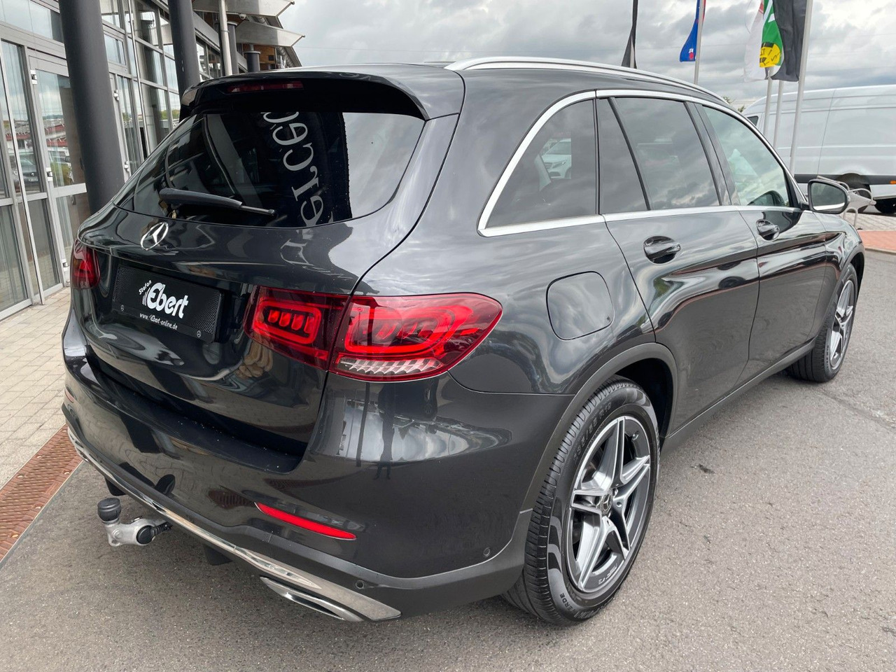 Mercedes-Benz GLC 220d 4M AMG+AHK+RKamera+Keyless - SUV: hình 5 Mercedes-Benz GLC 220d 4M AMG+AHK+RKamera+Keyless - SUV: hình 5