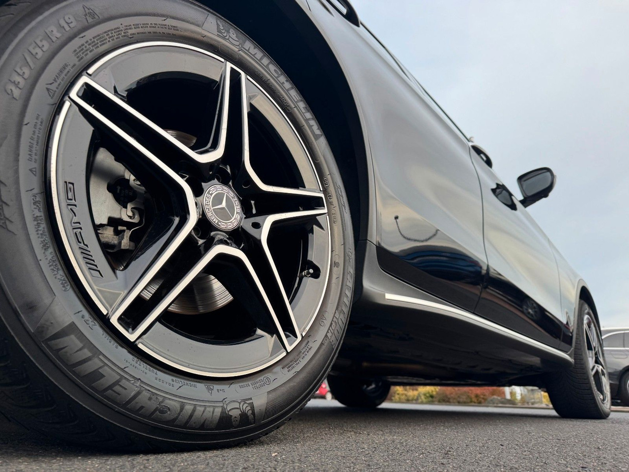 Mercedes-Benz GLC 400d 4M Coupe+AMG+Massage+AHK+Memory - Xe coupe: hình 5 Mercedes-Benz GLC 400d 4M Coupe+AMG+Massage+AHK+Memory - Xe coupe: hình 5