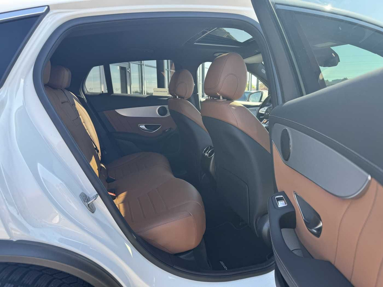 Mercedes-Benz GLC 43 AMG Coupe AirM+Memory+RFK+ SPUR+TOTW+ESD - Xe hơi: hình 3 Mercedes-Benz GLC 43 AMG Coupe AirM+Memory+RFK+ SPUR+TOTW+ESD - Xe hơi: hình 3