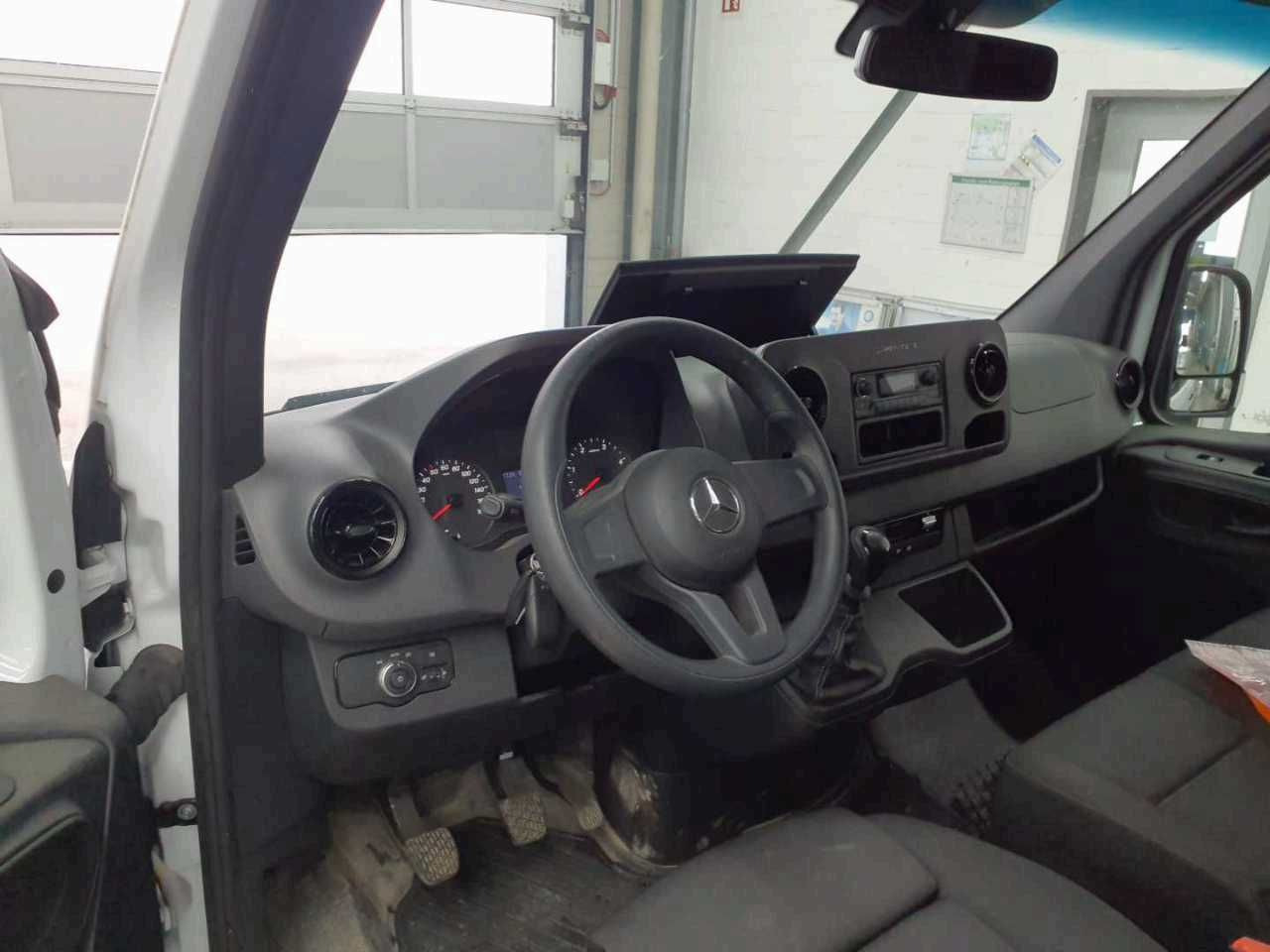 Mercedes-Benz Sprinter 315 CDI DoKa/Mixto AHK3,5t Klima Kamera - Xe van chở khách, Xe tải van: hình 5 Mercedes-Benz Sprinter 315 CDI DoKa/Mixto AHK3,5t Klima Kamera - Xe van chở khách, Xe tải van: hình 5