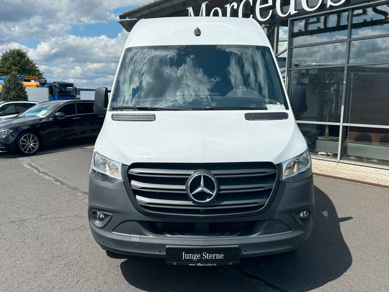 Mercedes-Benz Sprinter 317 CDI 3665 Klima 360 SHZ Tempomat - Xe van chở hàng: hình 2 Mercedes-Benz Sprinter 317 CDI 3665 Klima 360 SHZ Tempomat - Xe van chở hàng: hình 2