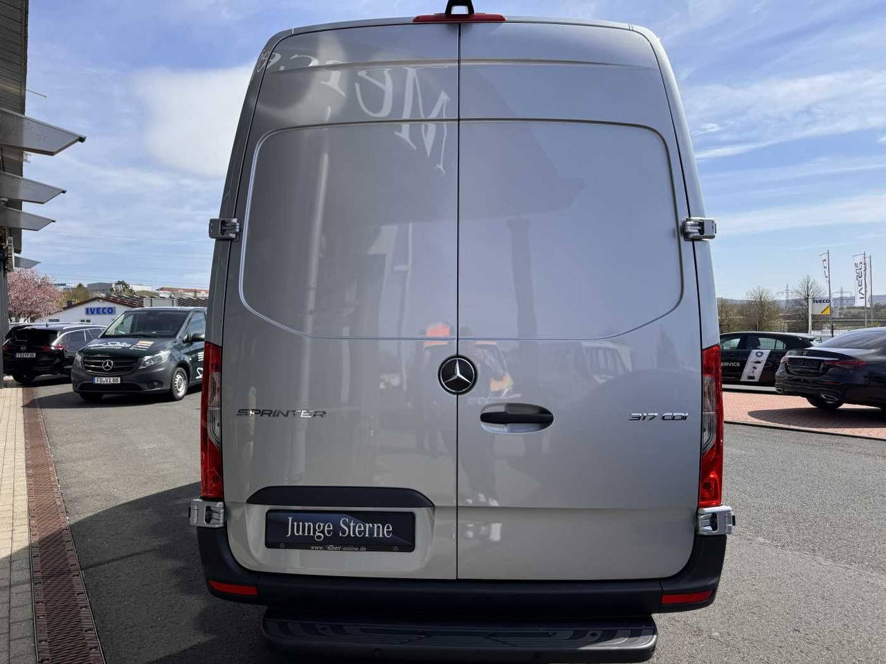 Mercedes-Benz Sprinter 317 CDI 3665 Klima Kamera MBUX Schwing - Xe van chở hàng: hình 5 Mercedes-Benz Sprinter 317 CDI 3665 Klima Kamera MBUX Schwing - Xe van chở hàng: hình 5
