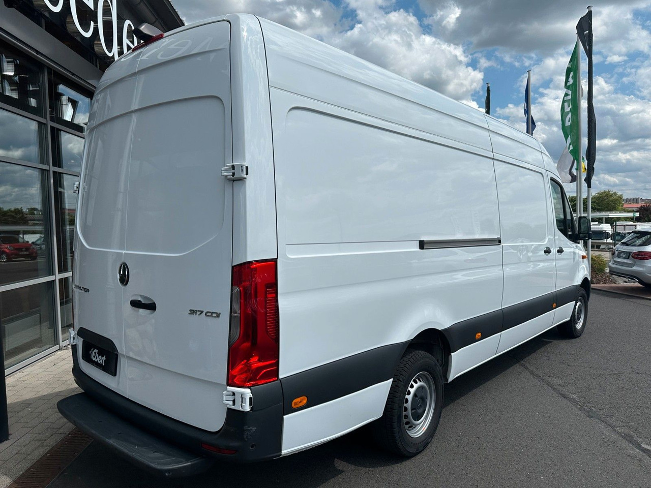 Mercedes-Benz Sprinter 317 CDI 4325 Klima Schwing 360 SHZ Temp - Xe van chở hàng: hình 4 Mercedes-Benz Sprinter 317 CDI 4325 Klima Schwing 360 SHZ Temp - Xe van chở hàng: hình 4