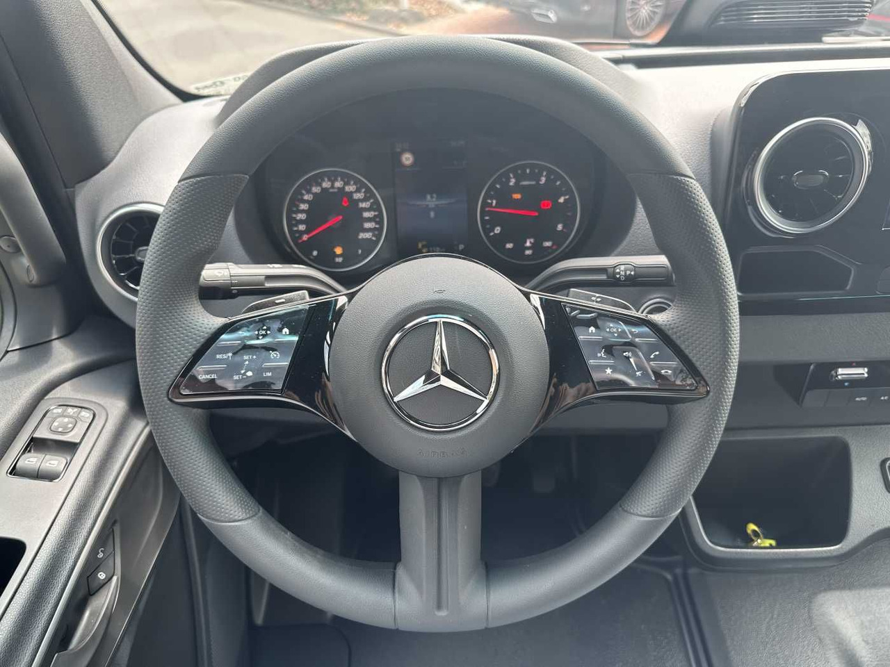 Xe van chở hàng Mercedes-Benz Sprinter 319/419 CDI 3665 9G 4x4 Klima Kamera: hình 11