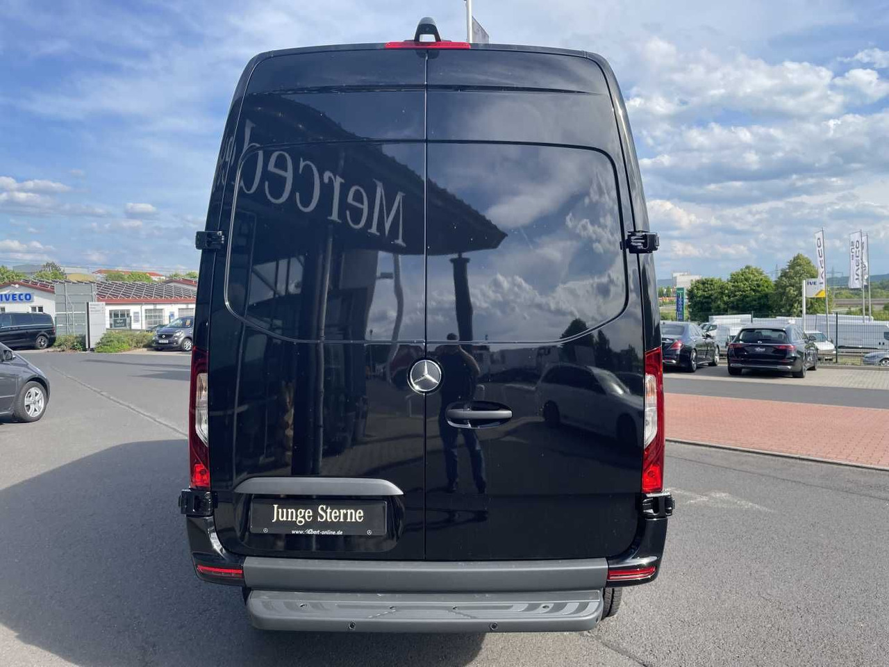 Mercedes-Benz Sprinter 319 CDI 4x4 3665 Klima Kamera MBUX LED - Xe van chở hàng: hình 4 Mercedes-Benz Sprinter 319 CDI 4x4 3665 Klima Kamera MBUX LED - Xe van chở hàng: hình 4