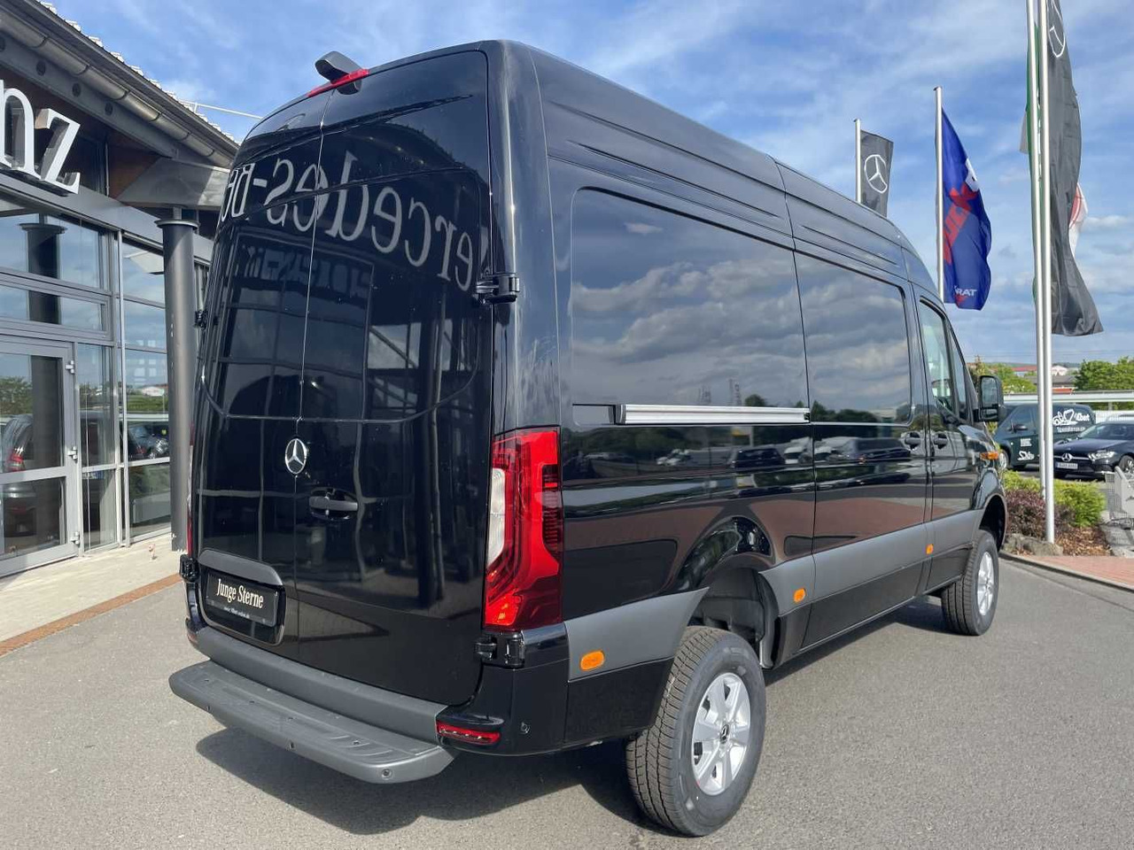Mercedes-Benz Sprinter 319 CDI 4x4 3665 Klima Kamera MBUX LED - Xe van chở hàng: hình 5 Mercedes-Benz Sprinter 319 CDI 4x4 3665 Klima Kamera MBUX LED - Xe van chở hàng: hình 5