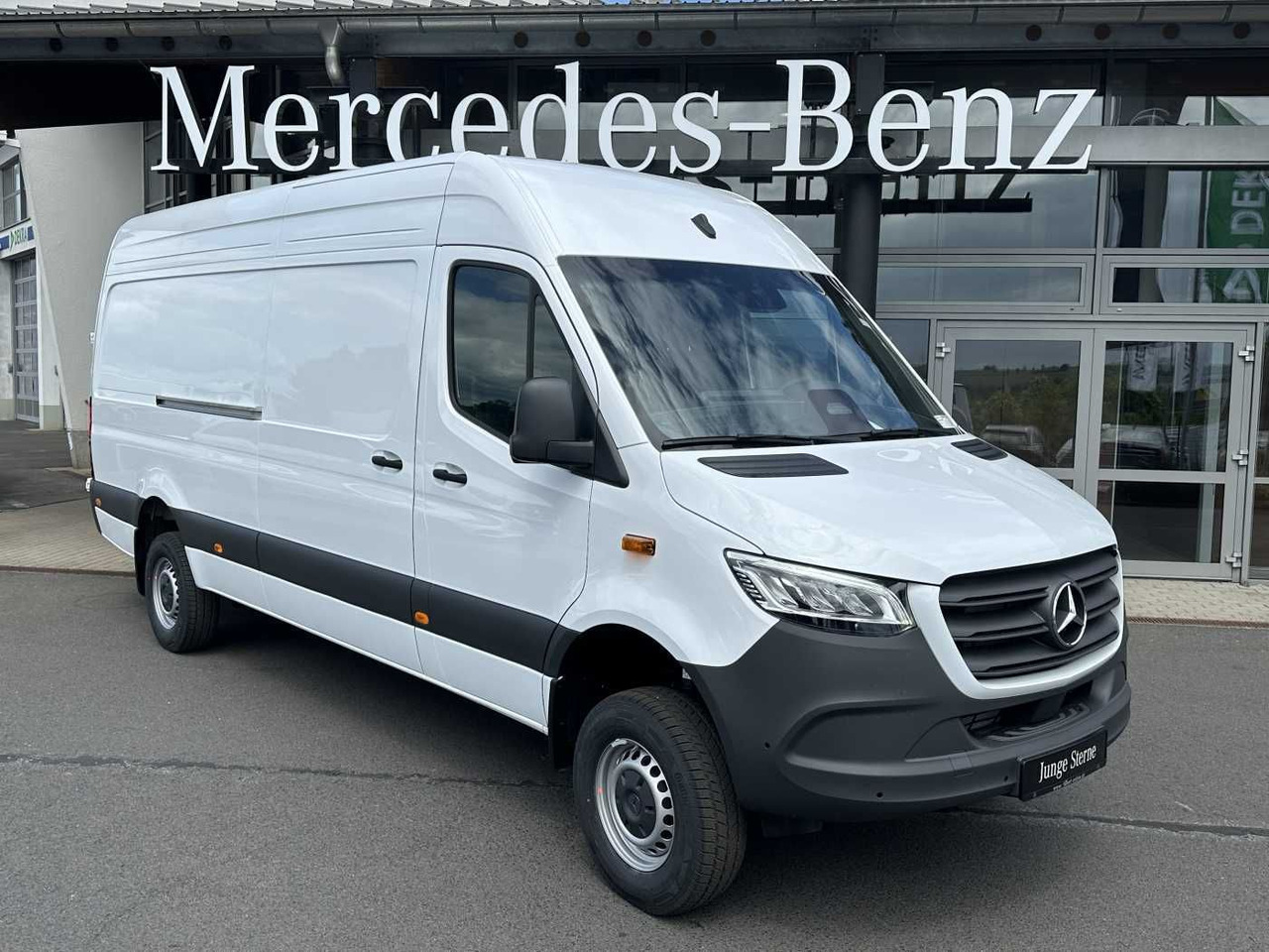 Mercedes-Benz Sprinter 319 CDI 4x4 4325 Kamera LED SHZ MBUX - Xe van chở hàng: hình 1 Mercedes-Benz Sprinter 319 CDI 4x4 4325 Kamera LED SHZ MBUX - Xe van chở hàng: hình 1