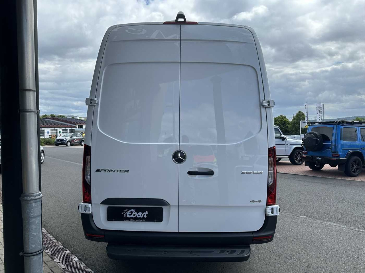 Mercedes-Benz Sprinter 319 CDI 4x4 4325 Kamera LED SHZ MBUX - Xe van chở hàng: hình 5 Mercedes-Benz Sprinter 319 CDI 4x4 4325 Kamera LED SHZ MBUX - Xe van chở hàng: hình 5