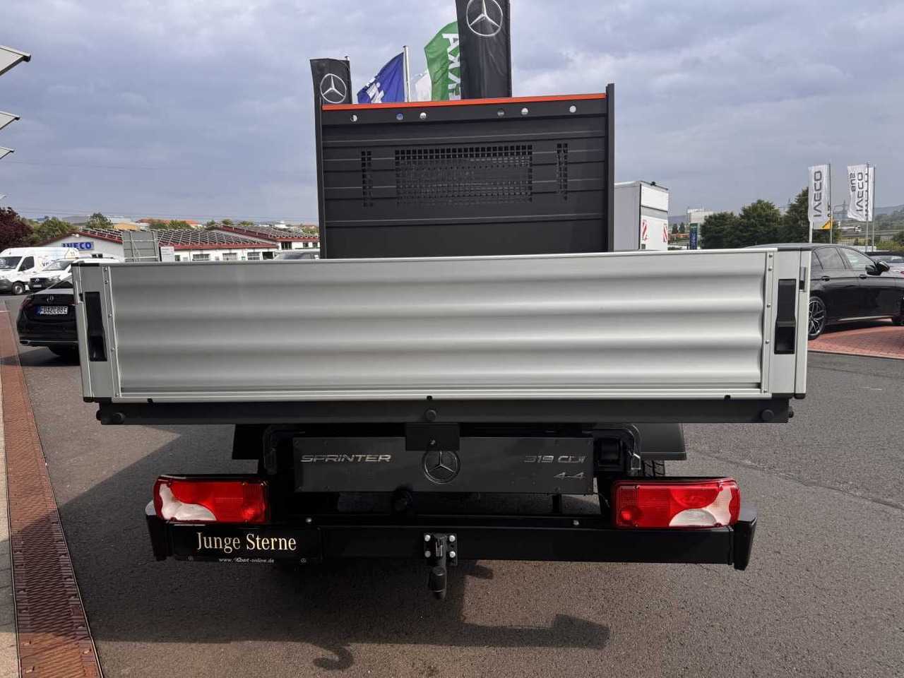 Mercedes-Benz Sprinter 319 CDI 4x4 DoKa AHK3,5 Klima Kamera - Xe van thùng mui bạt, Xe tải van: hình 5 Mercedes-Benz Sprinter 319 CDI 4x4 DoKa AHK3,5 Klima Kamera - Xe van thùng mui bạt, Xe tải van: hình 5