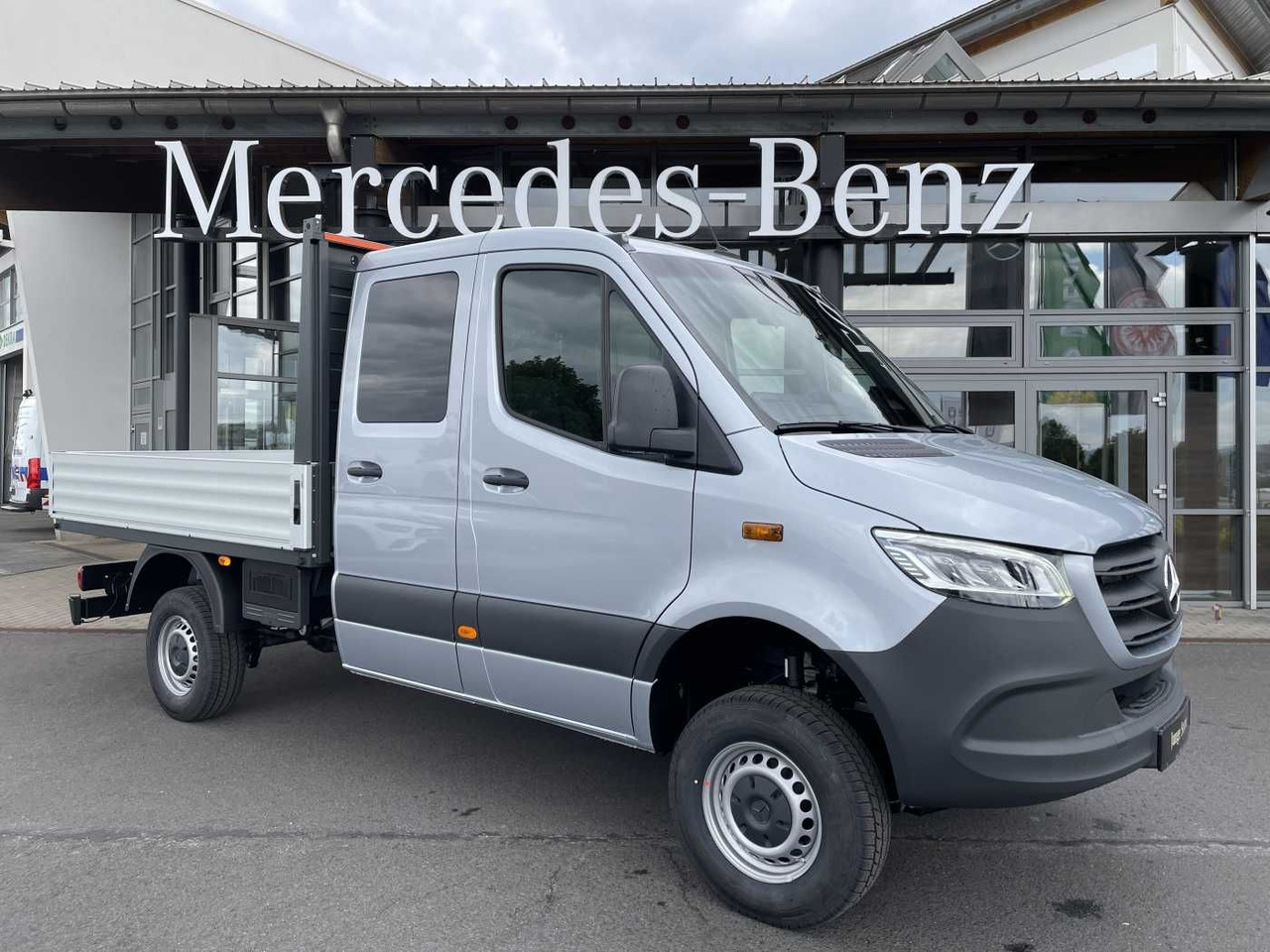 Mercedes-Benz Sprinter 319 CDI 4x4 DoKa Klima Stdheiz AHK LED - Xe tải nhỏ phẳng: hình 1 Mercedes-Benz Sprinter 319 CDI 4x4 DoKa Klima Stdheiz AHK LED - Xe tải nhỏ phẳng: hình 1