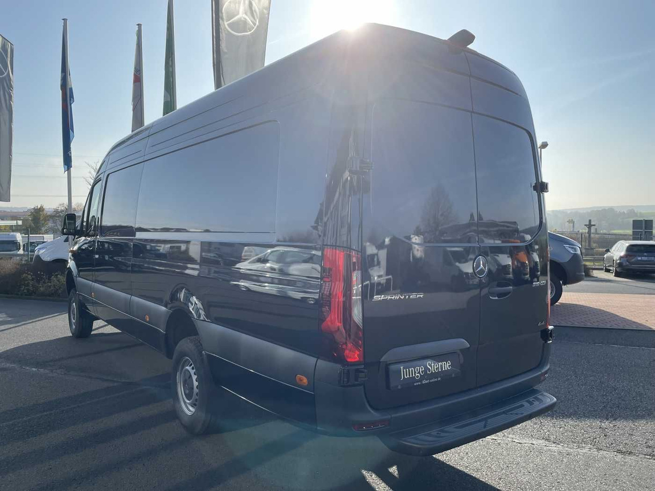 Mercedes-Benz Sprinter 319 CDI 4x4 Extralang Klima 360 Kamera - Xe van chở hàng: hình 3 Mercedes-Benz Sprinter 319 CDI 4x4 Extralang Klima 360 Kamera - Xe van chở hàng: hình 3