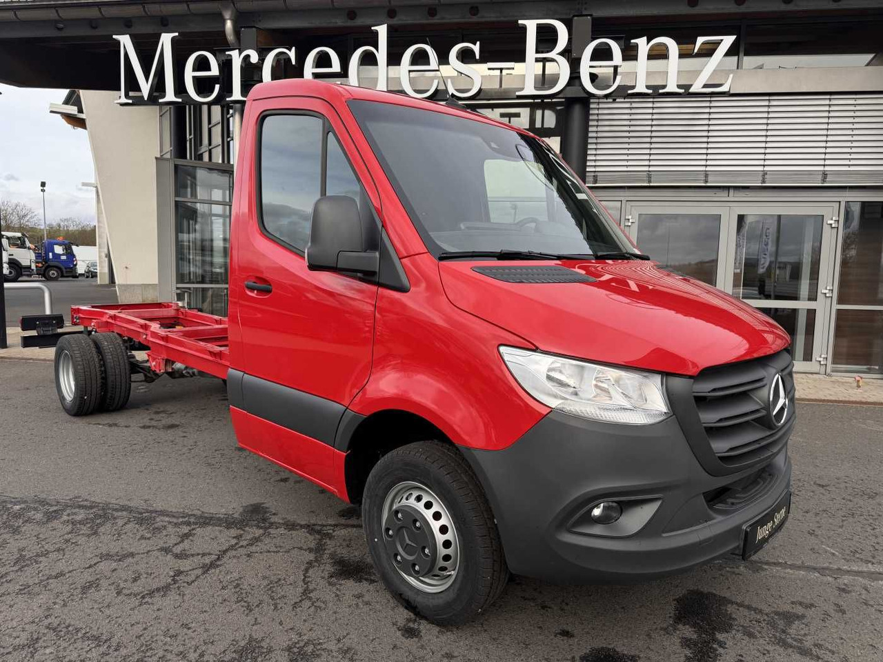 Mercedes-Benz Sprinter 517 CDI 4325 Fahrgestell AHK3,5 5.500kg - Xe tải khung gầm: hình 1 Mercedes-Benz Sprinter 517 CDI 4325 Fahrgestell AHK3,5 5.500kg - Xe tải khung gầm: hình 1