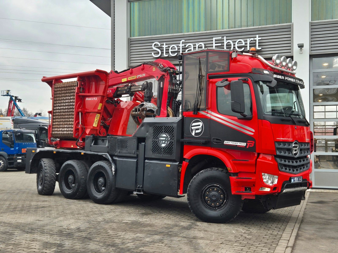 Mercedes-Benz TUROX 8x8 Eschlböck Biber 92 Holzhacker / 1.512h - Xe chở gỗ, Xe cẩu tự hành: hình 2 Mercedes-Benz TUROX 8x8 Eschlböck Biber 92 Holzhacker / 1.512h - Xe chở gỗ, Xe cẩu tự hành: hình 2