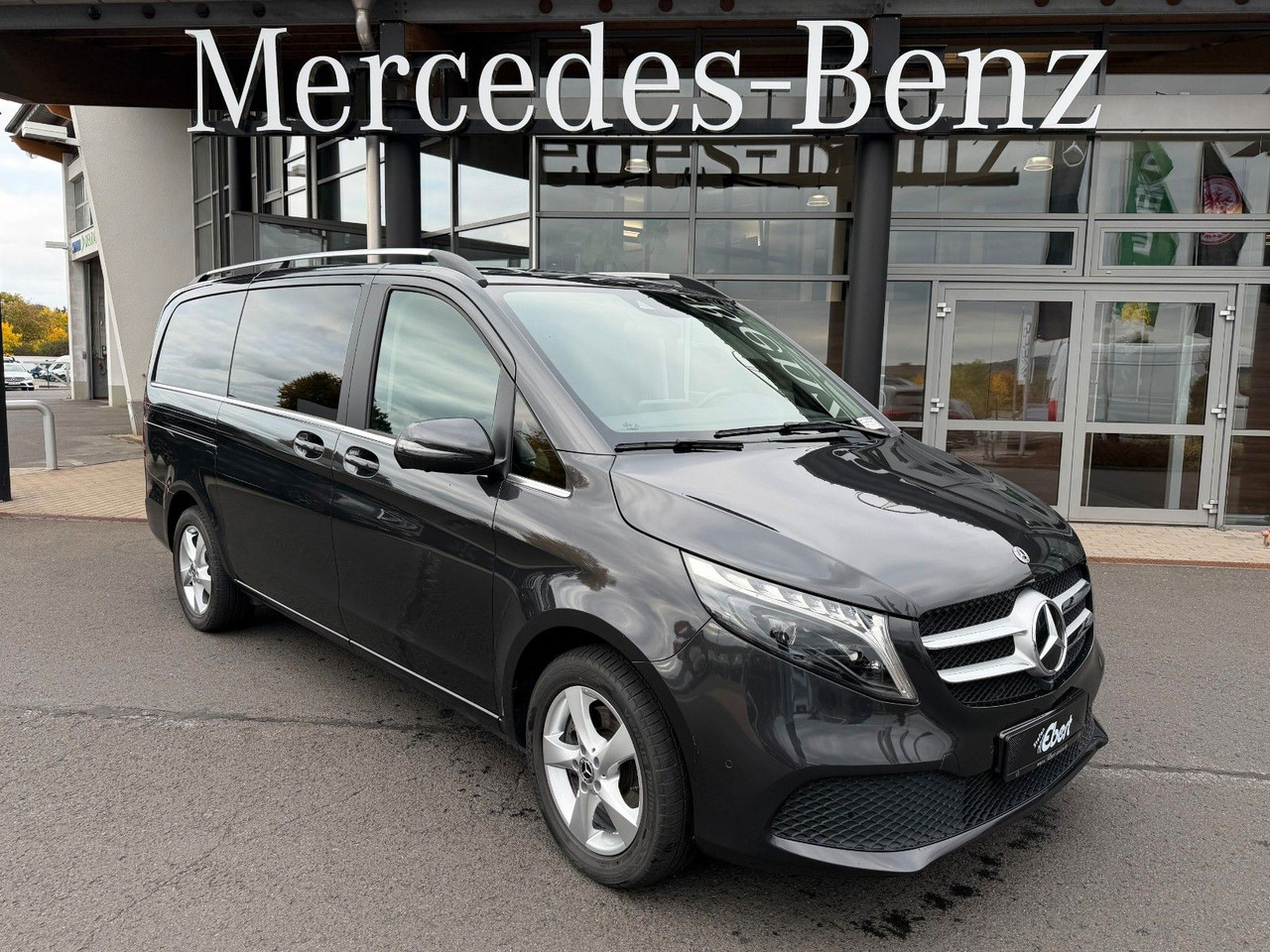 Mercedes-Benz V 250 AVANTGARDE ED AHK Tisch 6Sitze - Xe wagon: hình 1 Mercedes-Benz V 250 AVANTGARDE ED AHK Tisch 6Sitze - Xe wagon: hình 1