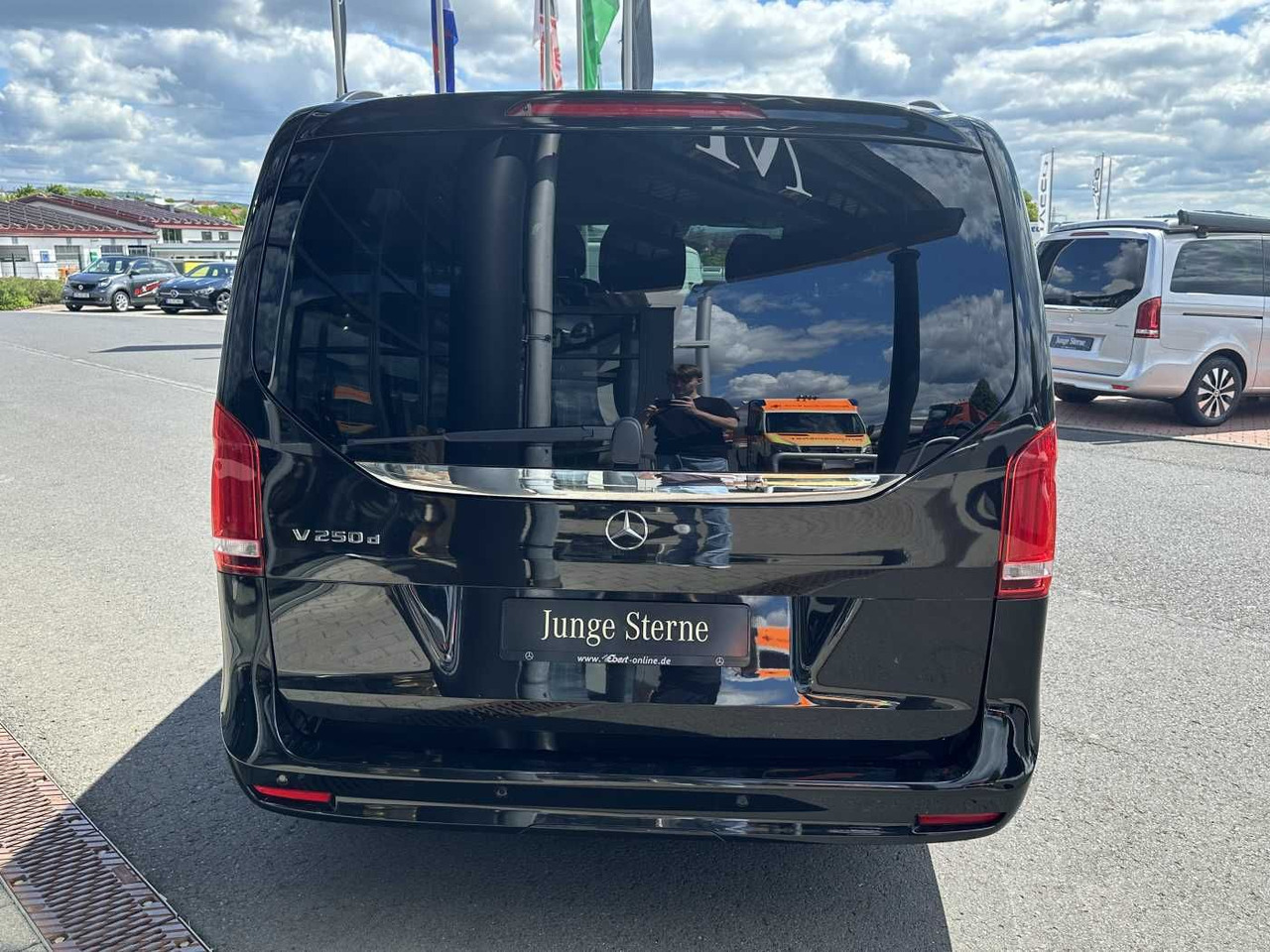 Mercedes-Benz V 250 d EDITION ILS Panorama Kamera 8Sitze - Xe van chở khách: hình 5 Mercedes-Benz V 250 d EDITION ILS Panorama Kamera 8Sitze - Xe van chở khách: hình 5